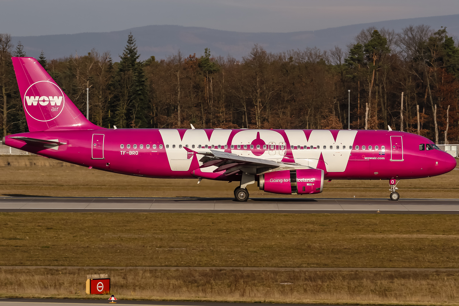 WOW air staakt vluchten