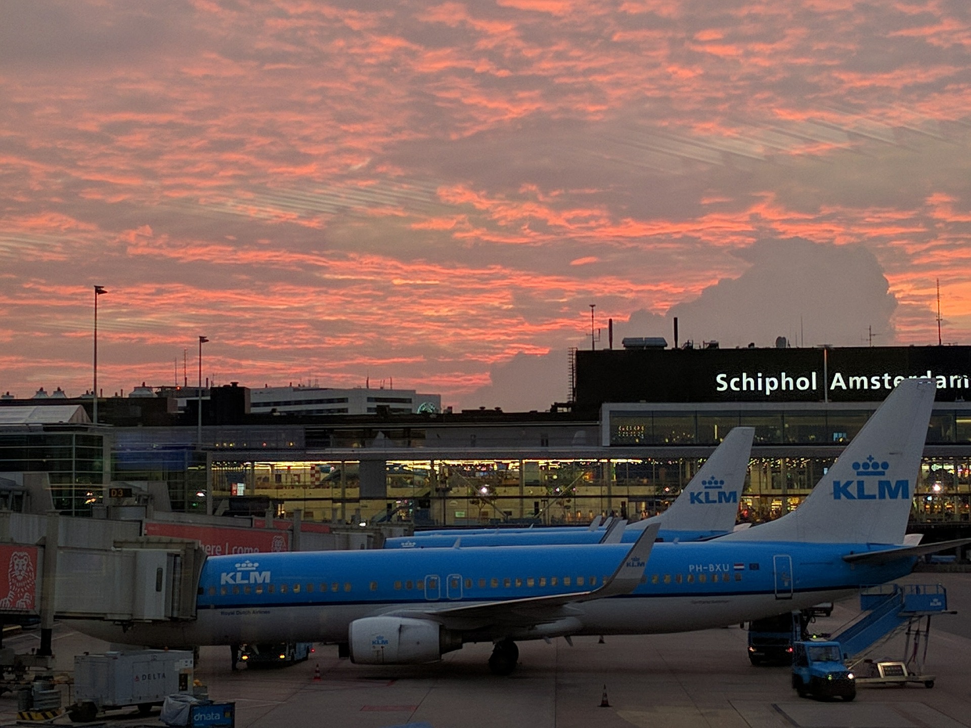 Schiphol schrijft laagste on-time percentage van Europa